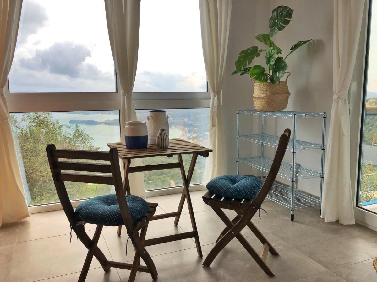 Villa Intaba: Sienna House with Riviera Views and Pool Pyrgi  Exterior photo